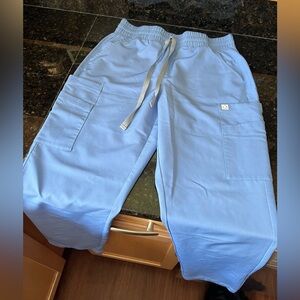 ReSurge Topaz Women's 11-Pocket Drawstring Scrub Pants. Color: ceil. Size: S.